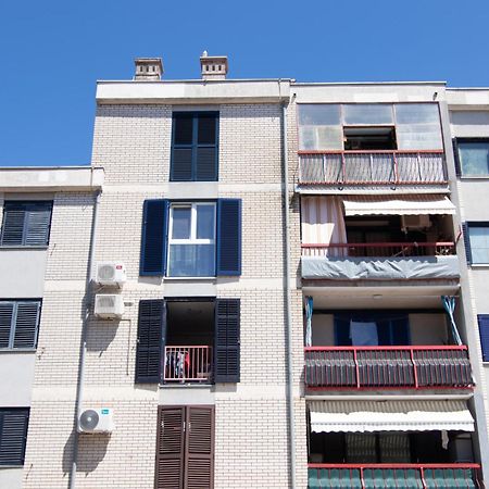 Valkane Beach Studio Apartment Pula Exteriör bild